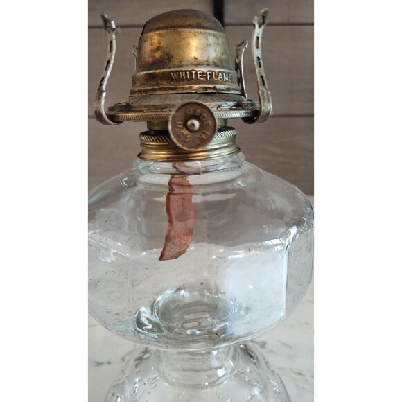 Vintage Clear Glass Wedding Scroll Base Oil Lamp Paneled Font White Flame Light - Picture 8 of 13